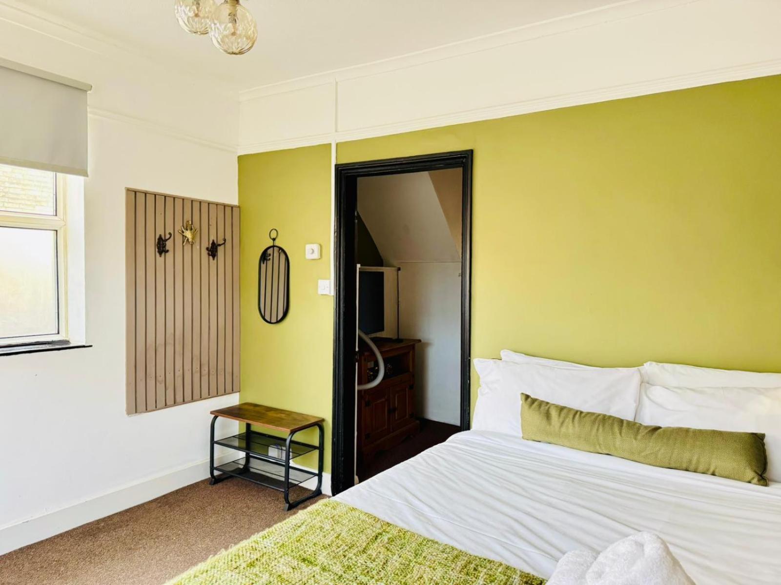 Jasper's Pet-Friendly Family Haven Villa Cambridge  Exterior photo