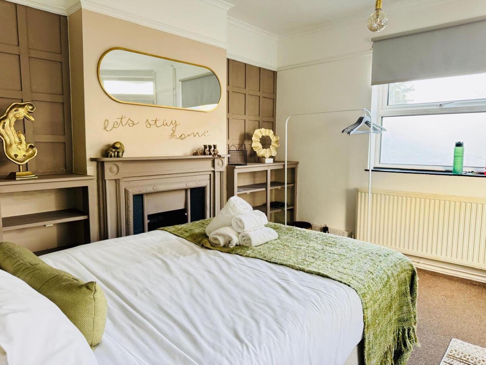 Jasper's Pet-Friendly Family Haven Villa Cambridge  Exterior photo